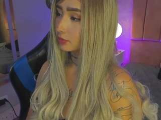 magic-kira-foxxx