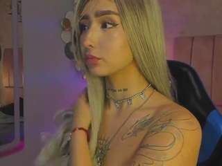 magic-kira-foxxx