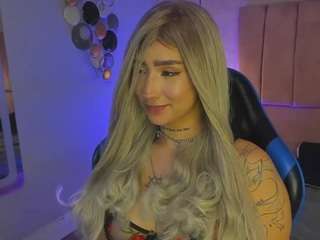 magic-kira-foxxx
