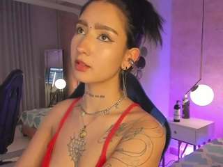 magic-kira-foxxx