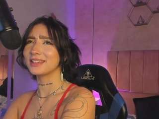 magic-kira-foxxx