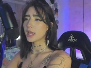 magic-kira-foxxx