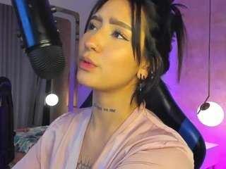 magic-kira-foxxx