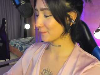 magic-kira-foxxx
