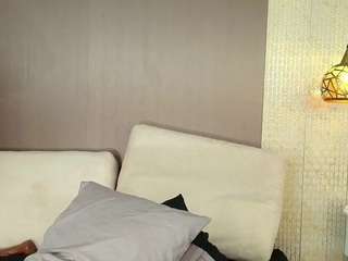Tiifany-Baker live cam preview
