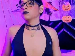 Dannyhot01 live cam preview