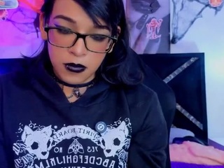 Dannyhot01 live cam preview