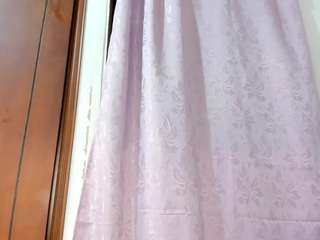 EmeraldBlonde live cam preview