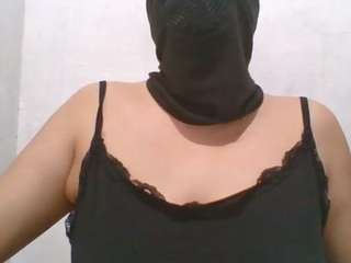 Slutty04
