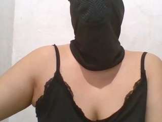 Slutty04