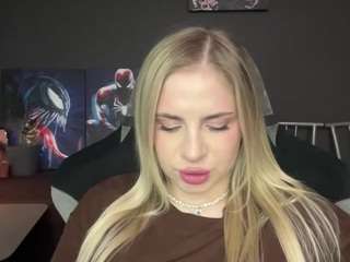 Tessa live cam preview