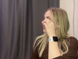 Tessa live cam preview
