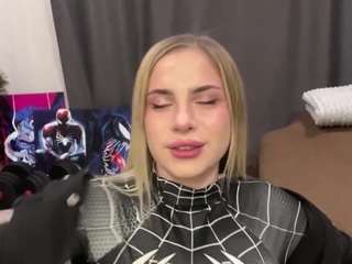 Tessa live cam preview