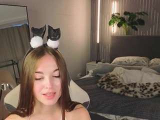 lalyasirin live cam preview