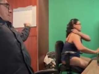 Kate-n-andyy live cam preview