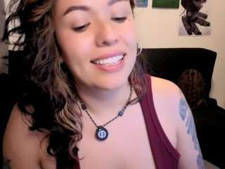 Joanallen live webcam