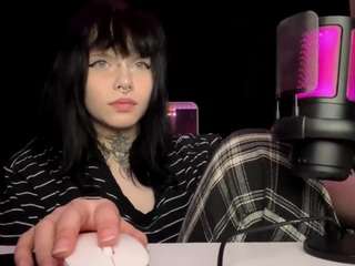 tinyfrazzano's live room