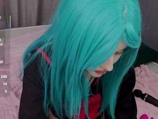 MysticRavyn live cam preview