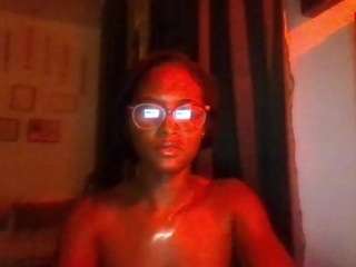 ninasynty-ebonyfoxxx