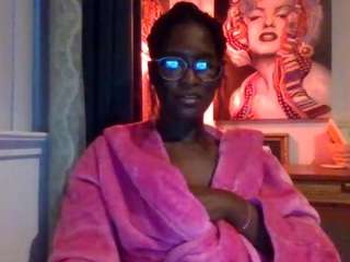 ninasynty-ebonyfoxxx