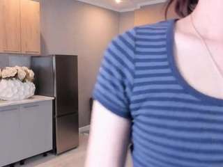 MyraTourtelotte live cam preview