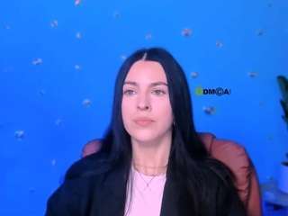 kamila-shine