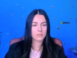 kamila-shine