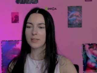 kamila-shine