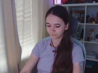 LindseyHogrefe live cam preview
