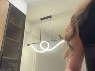LouettaTornes live cam preview