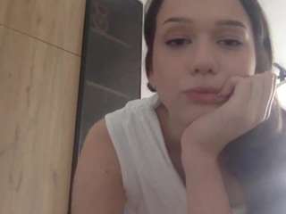 LouettaTornes live cam preview