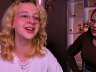 luna-veyra live cam preview
