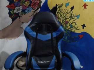 yohatinelly webcam