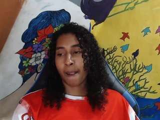 yohatinelly webcam
