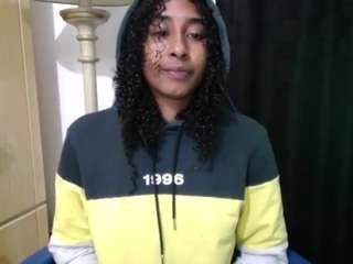 le modèle yohatinelly est en webcam porno dans un show sur le site camsoda, il possède les tags suivants: bedroom,bj,wet,tease,strip,spank,solo,shaved-pussy,pussy,pov,orgasm,ohmibod,natural,living room,flashing,facial,dildo,control,brown eyes,blowjob