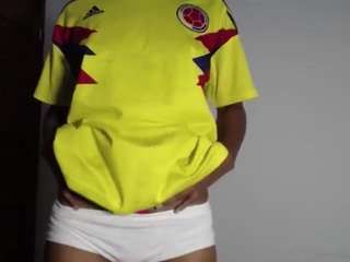 yohatinelly Live Webcam on CamSoda