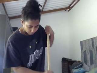 yohatinelly