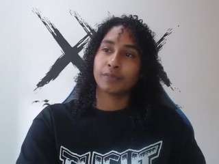 yohatinelly