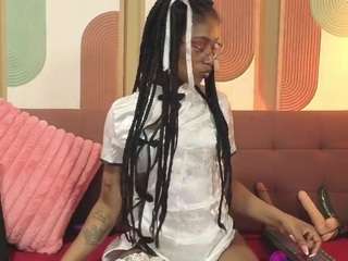 pamelaajames