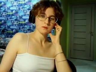_Lily_ live cam preview