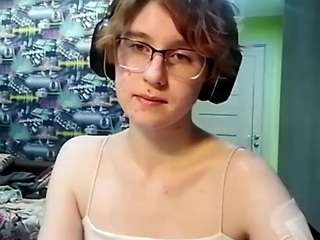 _Lily_ live cam preview