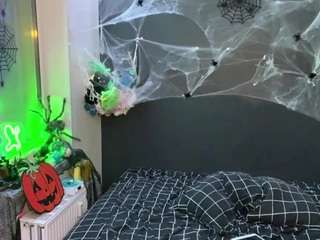 ShenaDeblois live cam preview