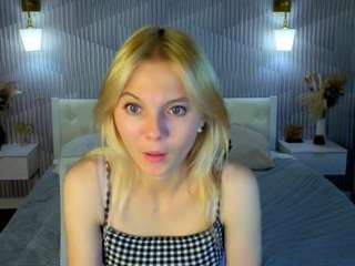Clara-Schneider1 live cam preview