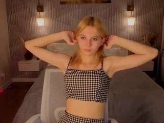 Clara-schneider1 live webcam