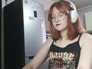 EloraKiss