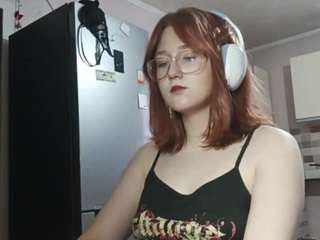 EloraKiss
