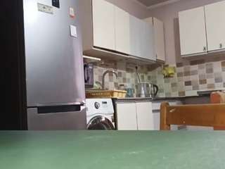 EloraKiss