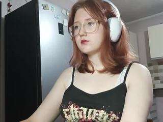 EloraKiss