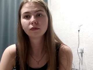 HarrietteCestari live cam preview