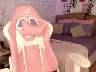 lily-clay